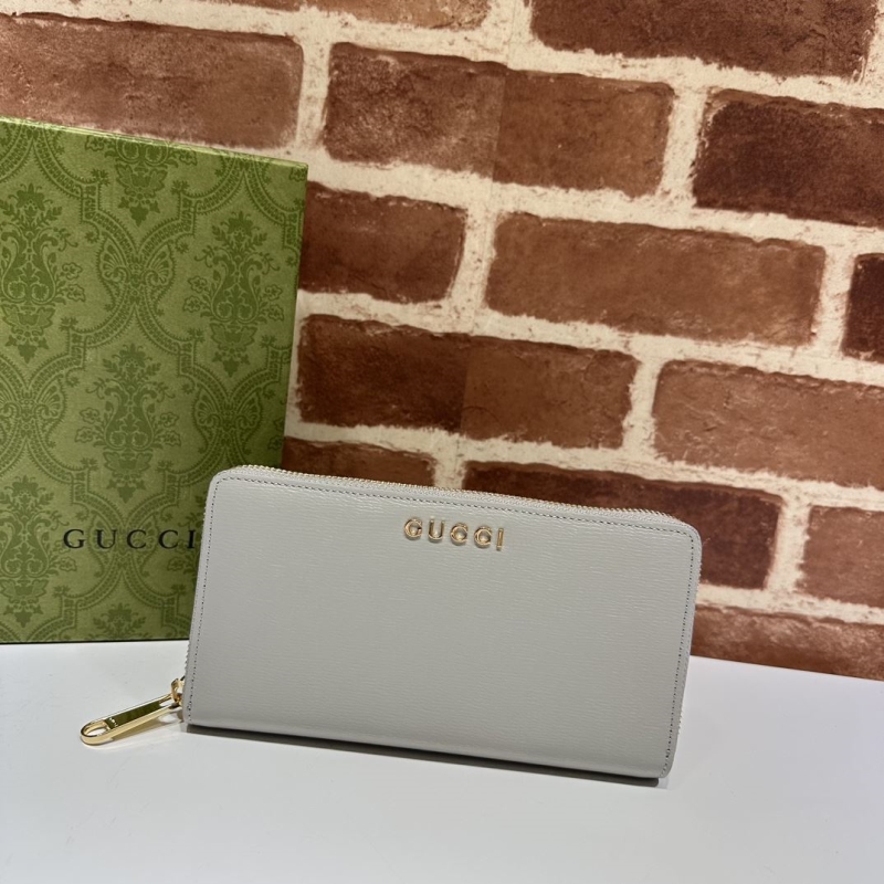 G*u*i wallets & purse